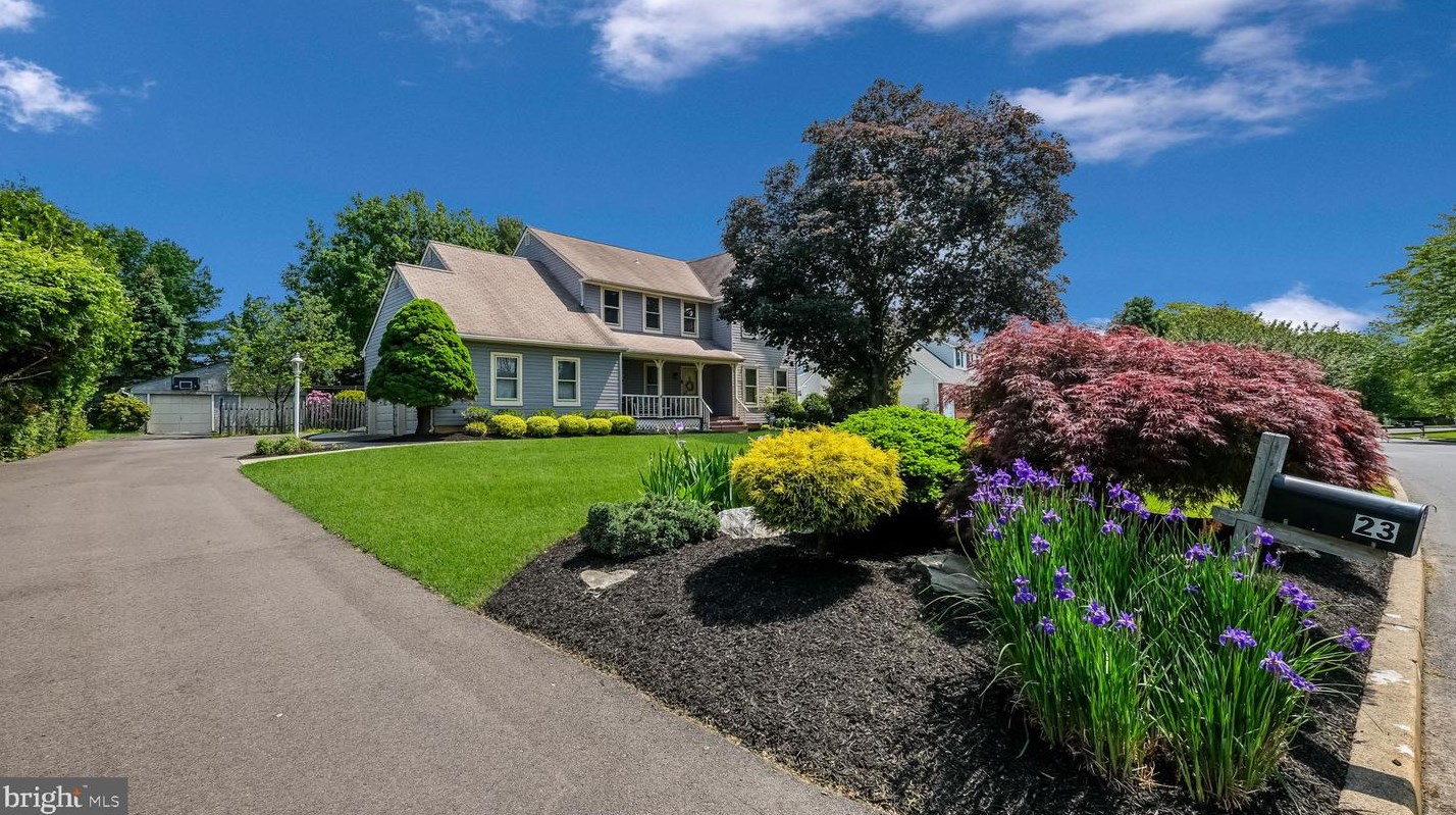 23 Rucker Rd, Southampton, PA 18954