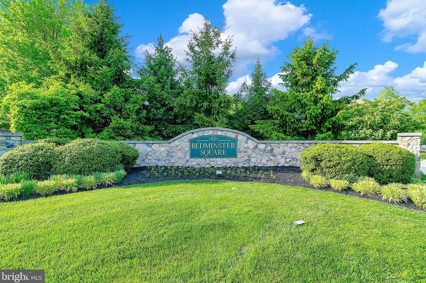 315 Armstrong Dr, Fountainville, PA 18923-9520