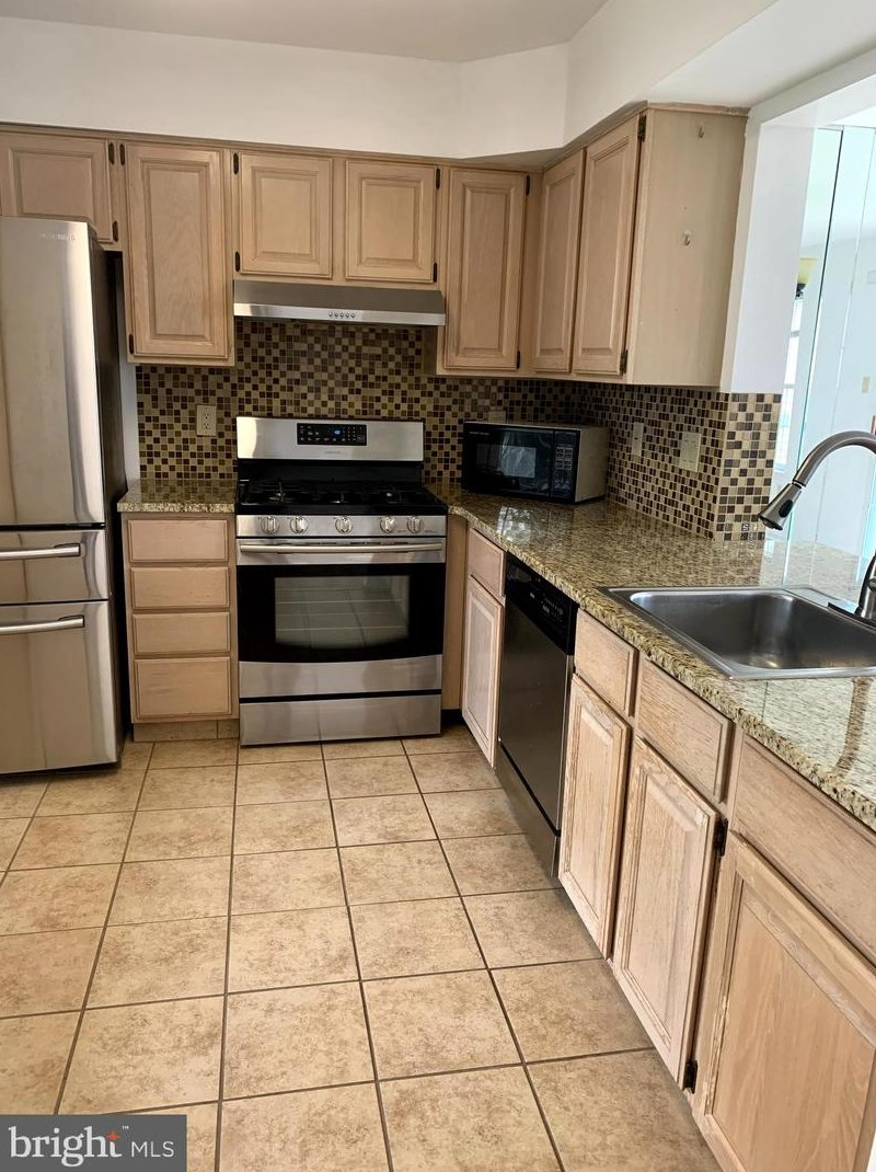 264 Sequoia Dr #264, Upper Makefield, PA 18940