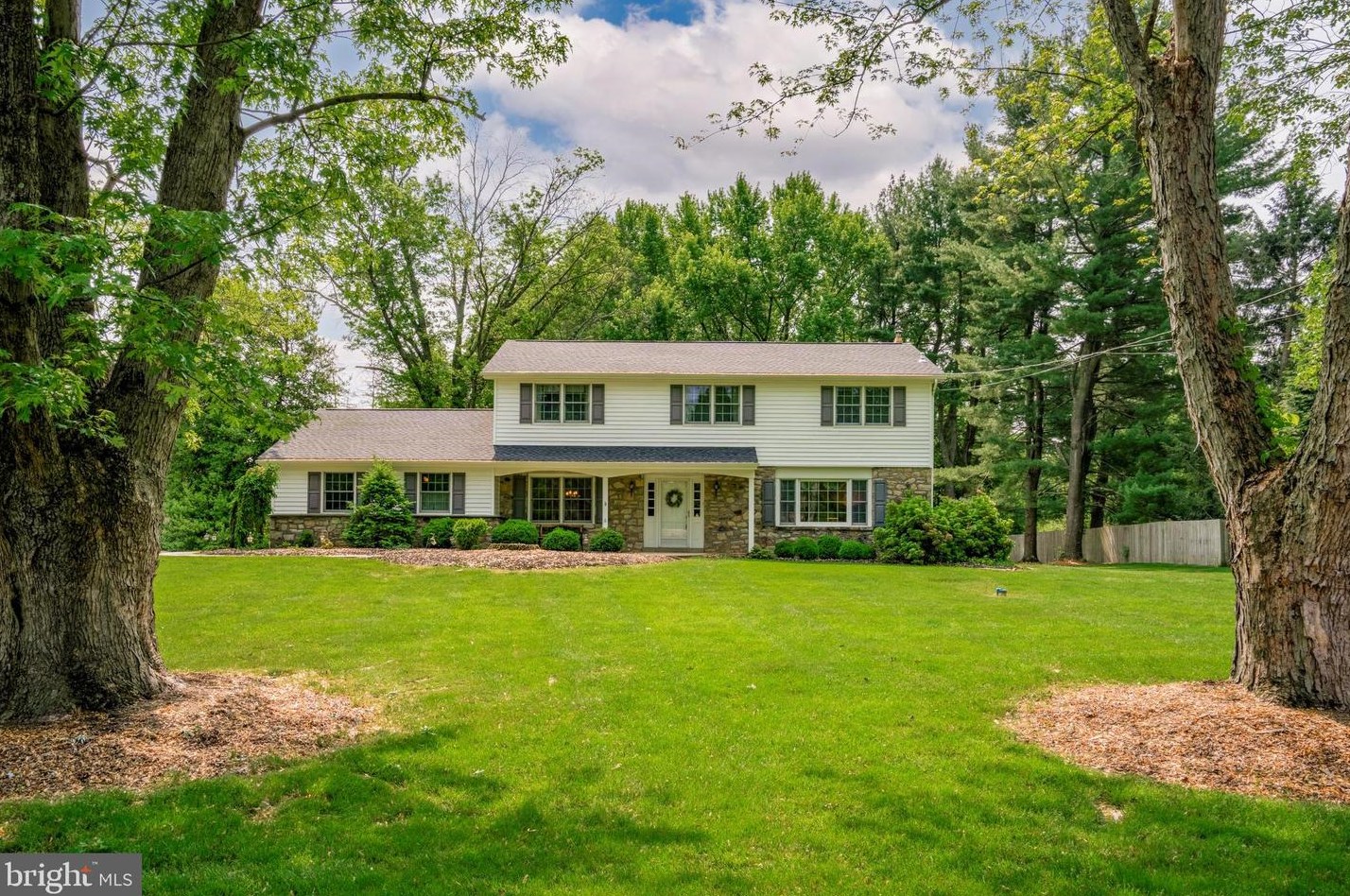 113 Pine Valley Rd, Gardenville, PA