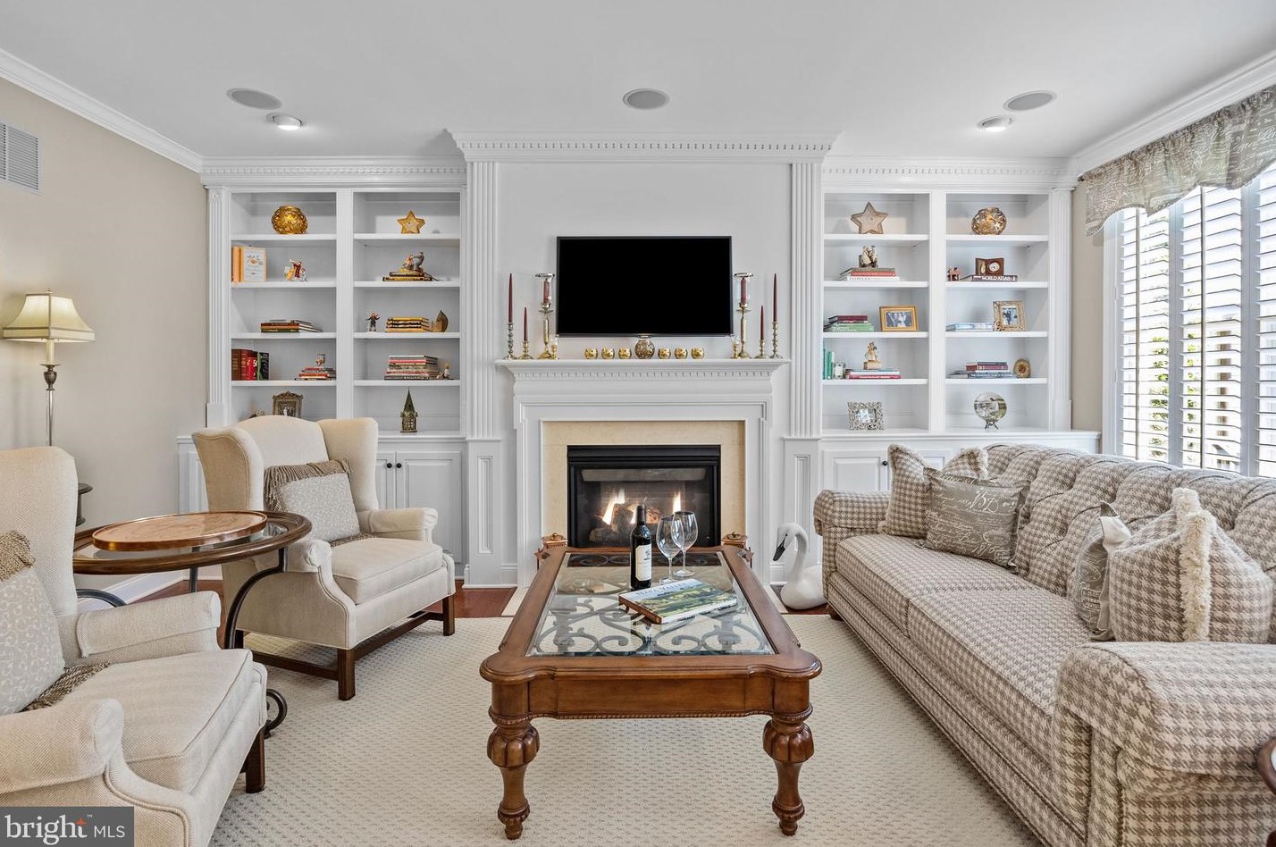 206 Sebastian Aly, Upper Makefield PA 18940-4525 exterior