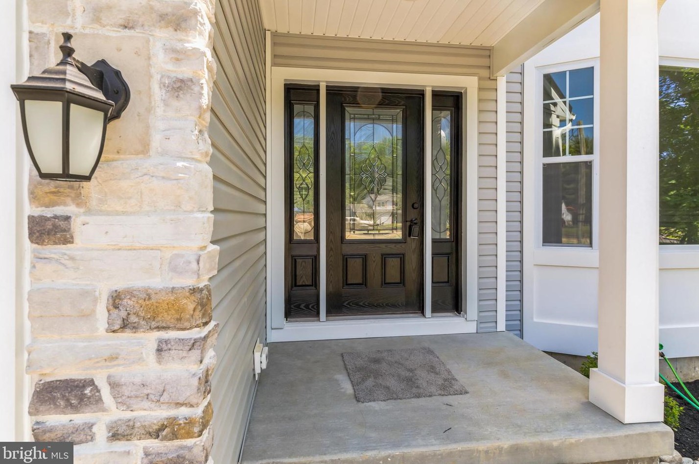 1208 Pine Grove Rd, Yardley, PA 19067