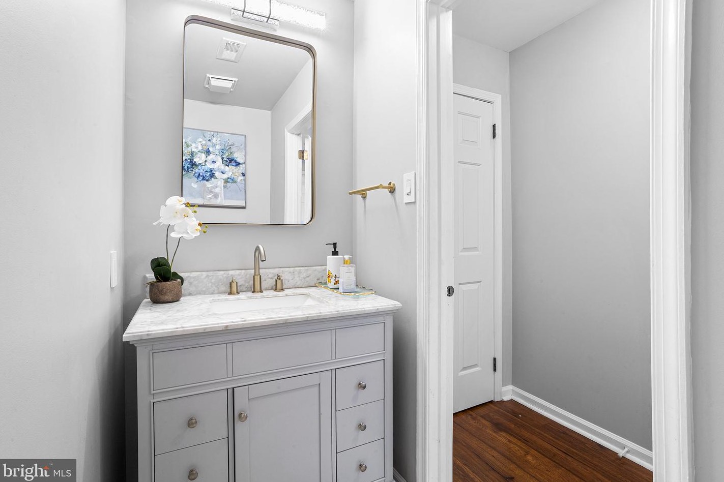 10 Chickory Pl, Upper Makefield PA  18940-1253 exterior