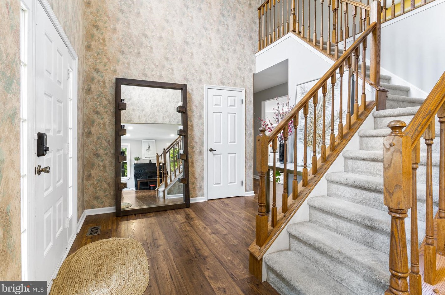 10 Chickory Pl, Upper Makefield PA  18940-1253 exterior