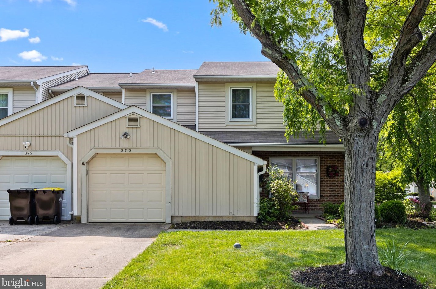 373 Tall Meadow Ln, Yardley, PA 19067