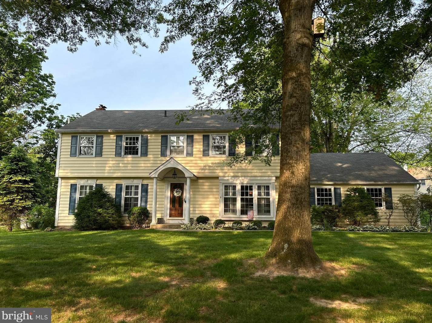 5 Cedar Woods Dr, Gardenville, PA