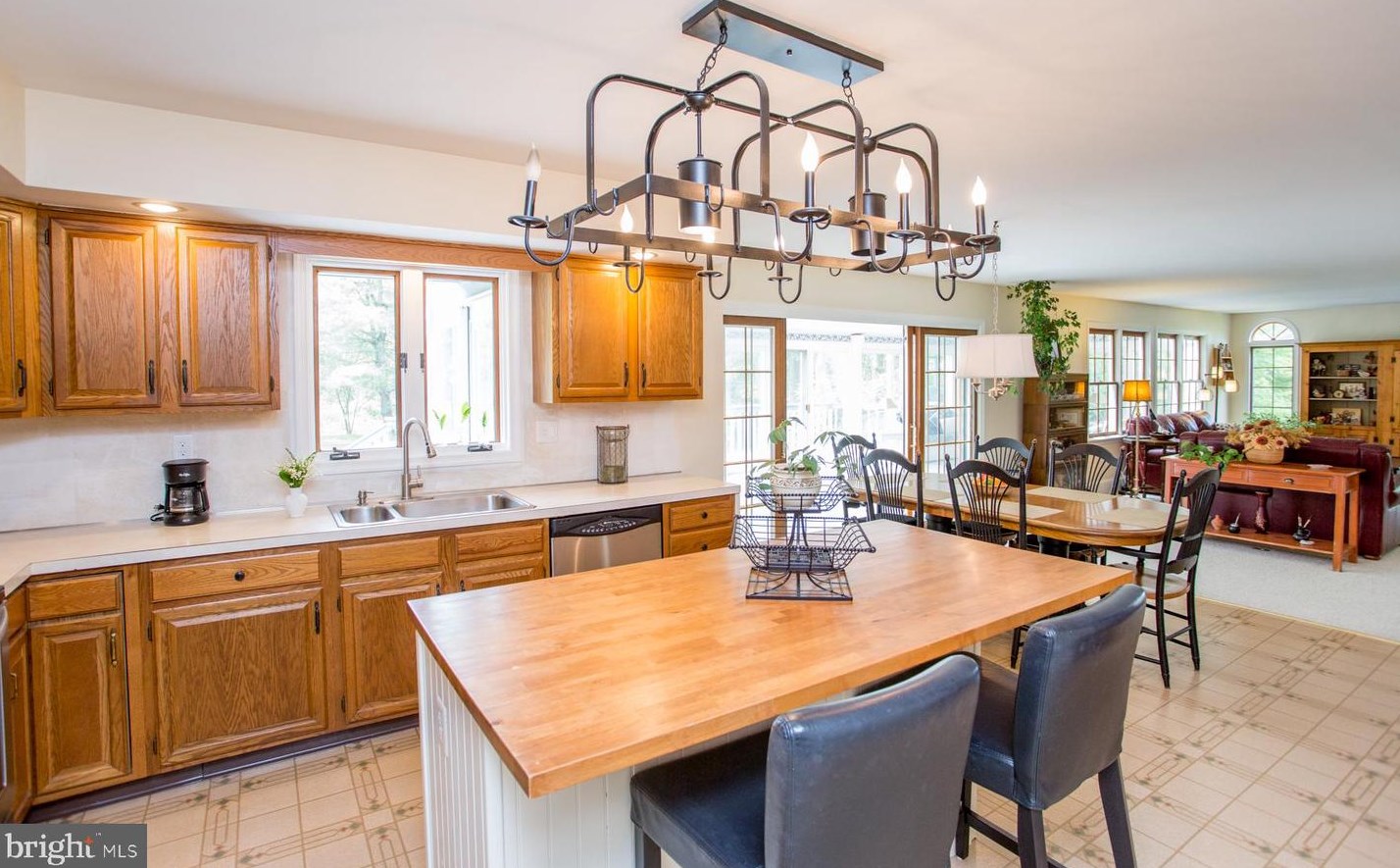 620 Schwenkmill Rd, Perkasie PA  18944-2248 exterior