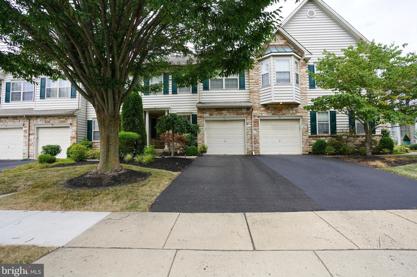 1829 Creekview Ln, Jamison, PA 18929