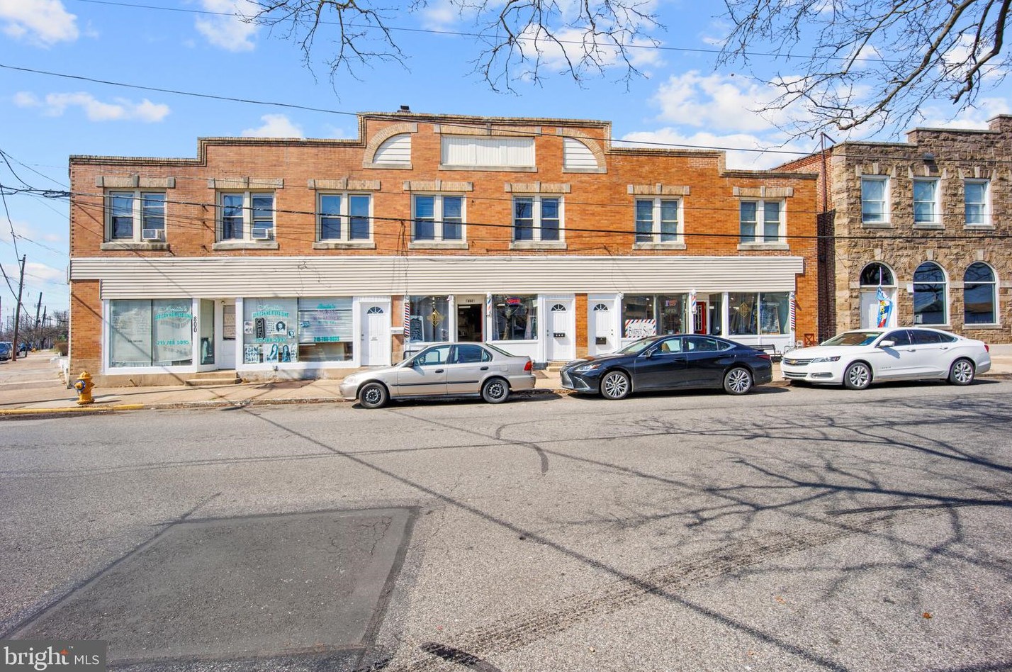 804 Beaver St #2nd Fl, Edgely, PA 19007