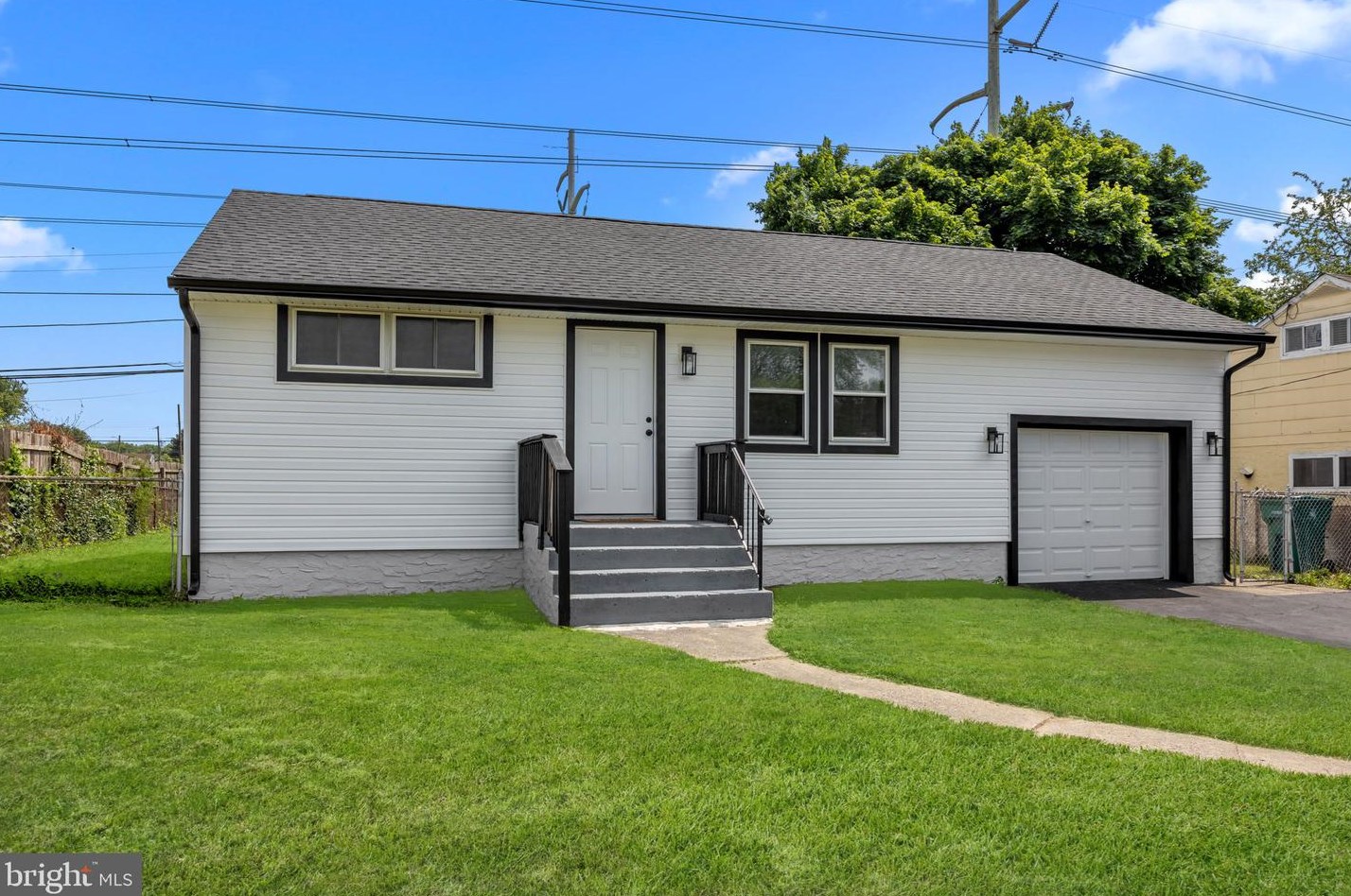 4608 Brookside Ave, Edgely, PA 19007-2008