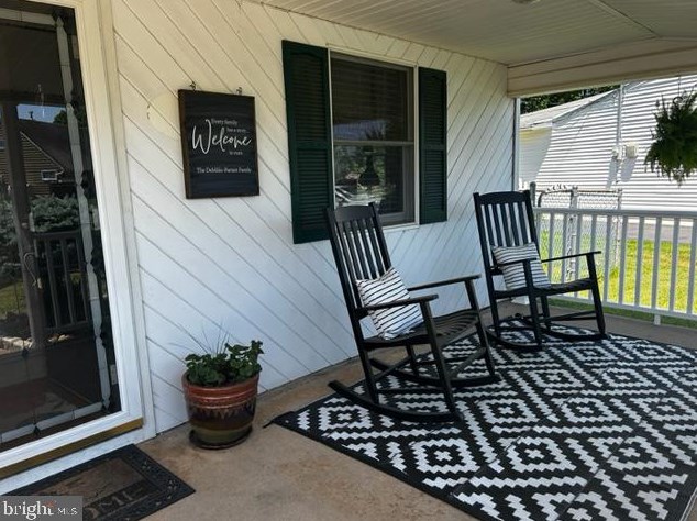 57 Cobalt Ridge Dr N, Levittown, PA 19057