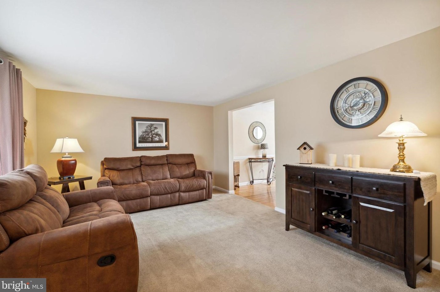 320 Delmont Ave, Warminster, PA 18974