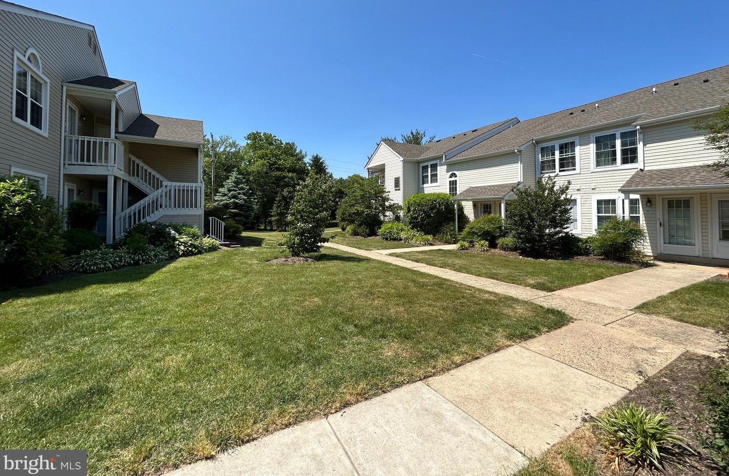 10024 Beacon Hill Dr, Southampton, PA 18966