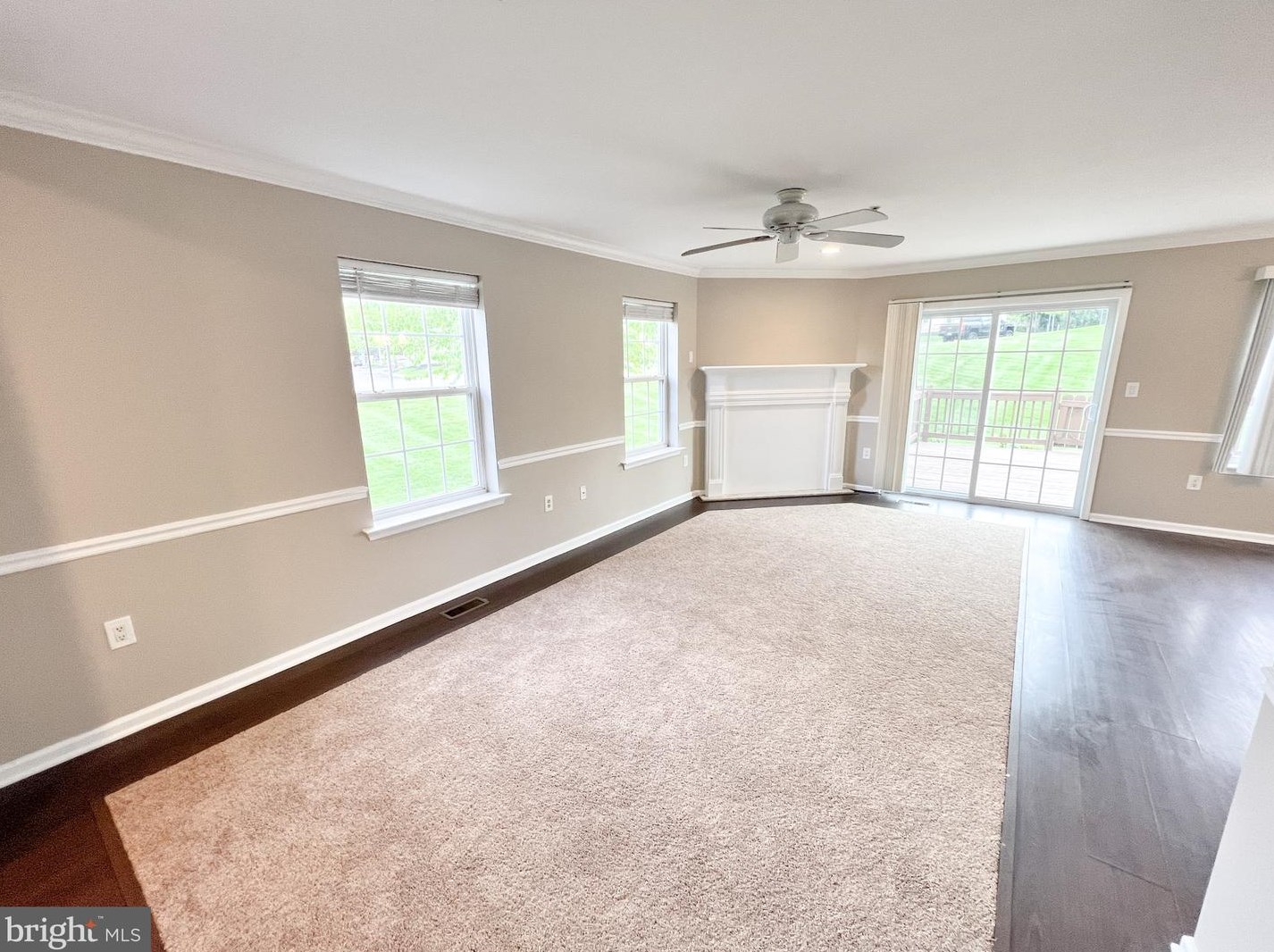 123 Hampshire Dr, Sellersville, PA 18960-2850