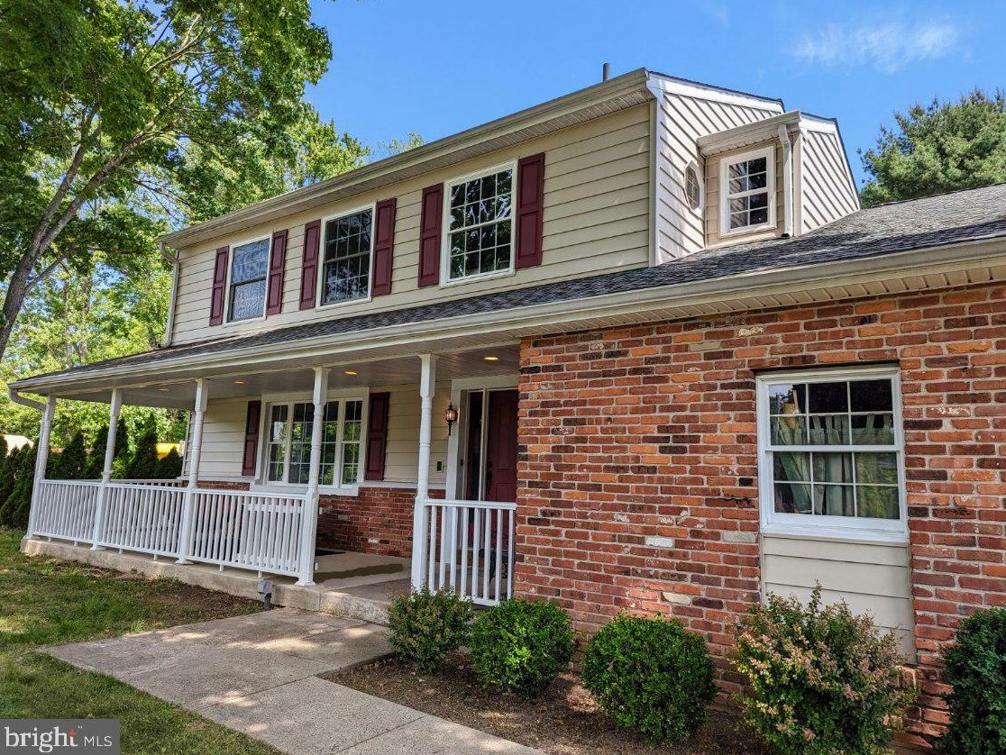 204 Woodland, Gardenville, PA 18901