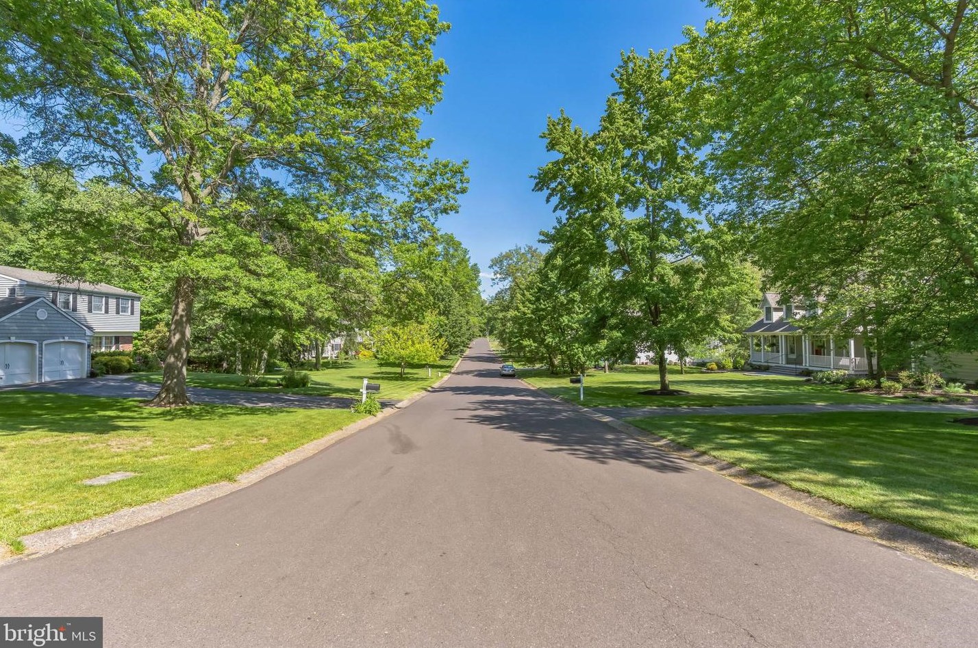3176 Wellington Rd, Gardenville, PA