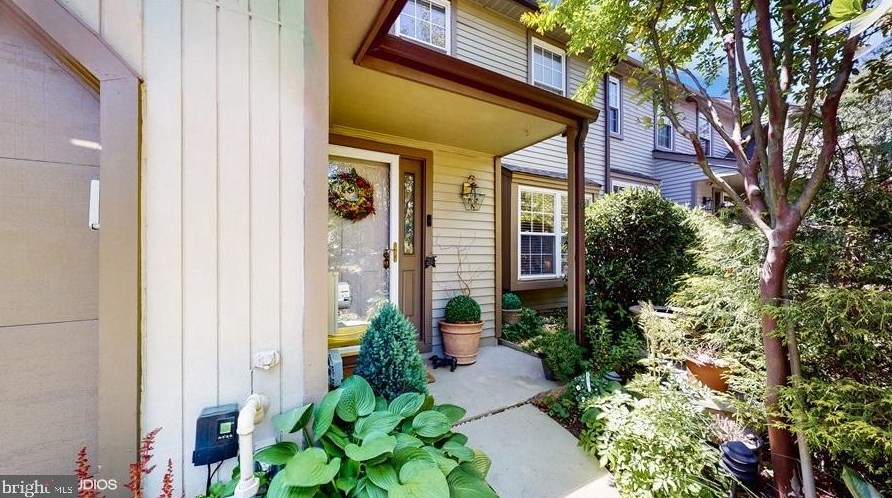 93 Laurel Cir, Upper Makefield, PA 18940-3258