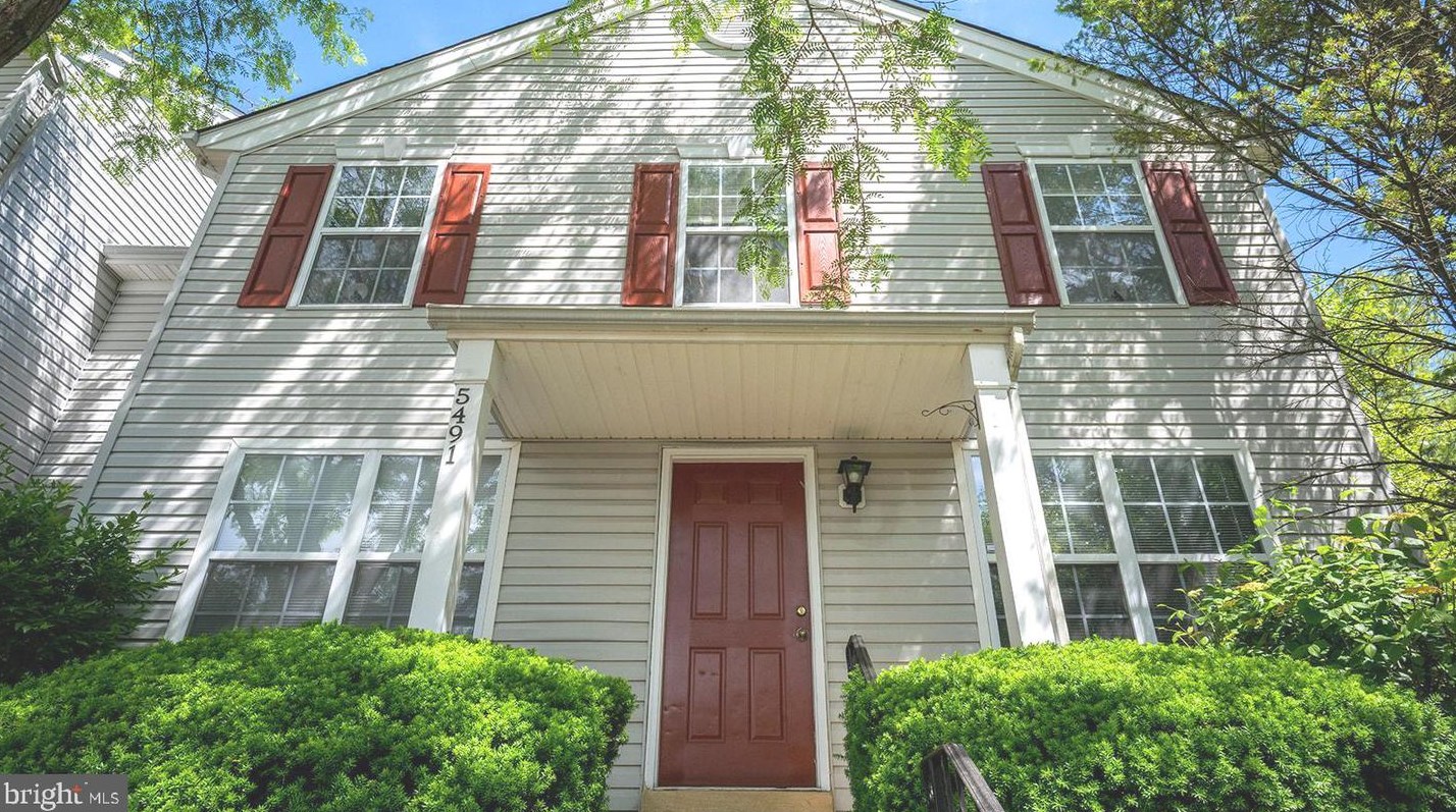 5491 Rinker Cir, Gardenville, PA