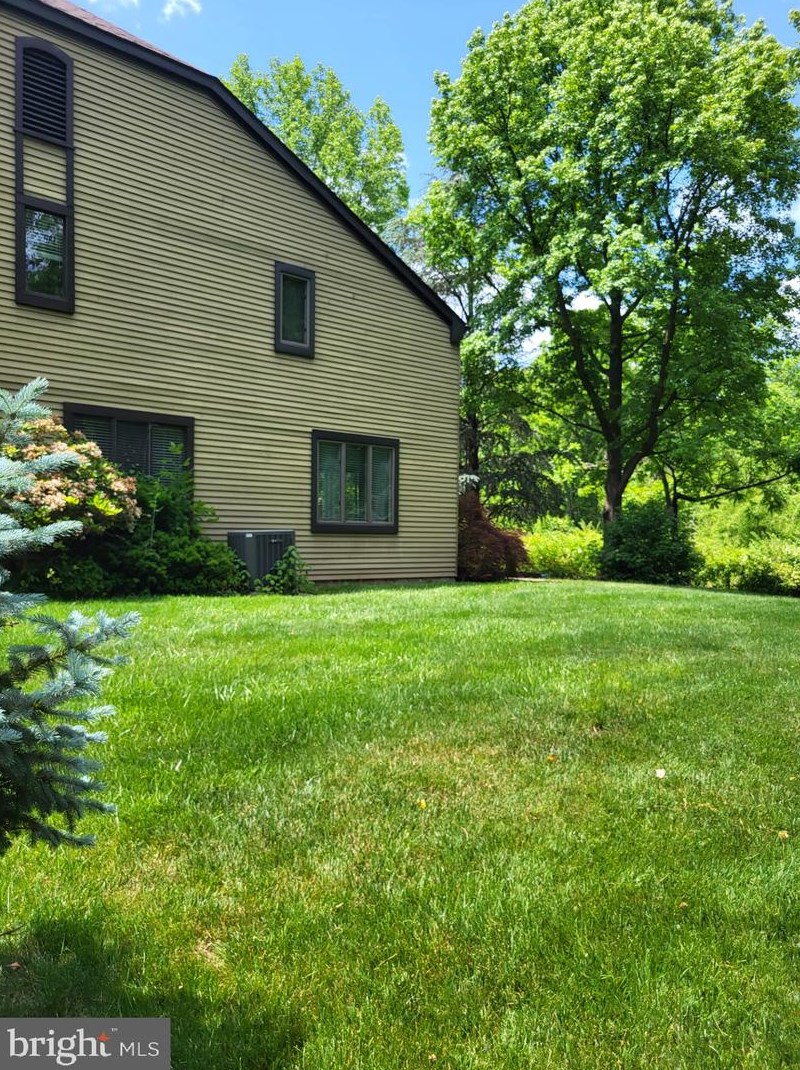 59 Essex Pl, Upper Makefield, PA 18940-1707