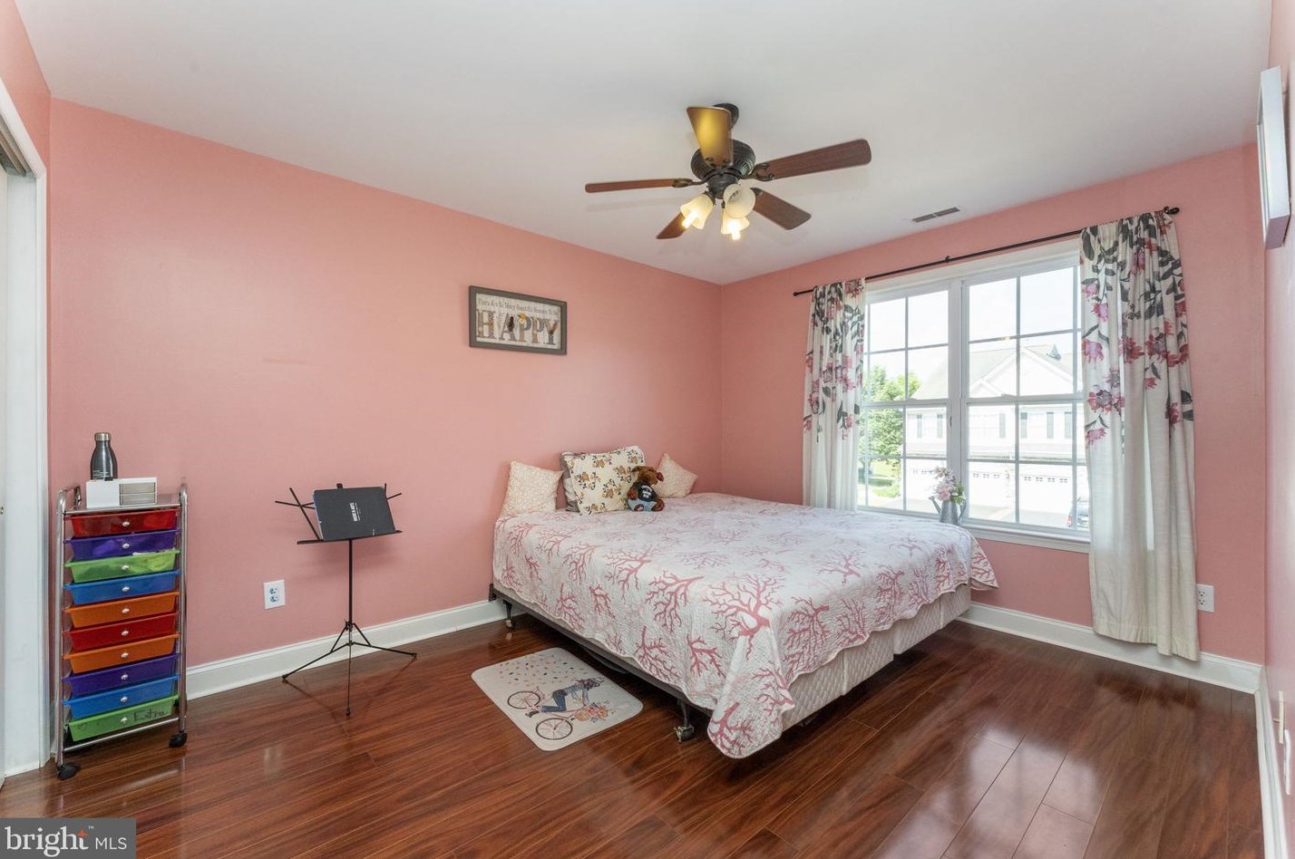 14 Wellington Rd, Upper Makefield PA  18940-2423 exterior