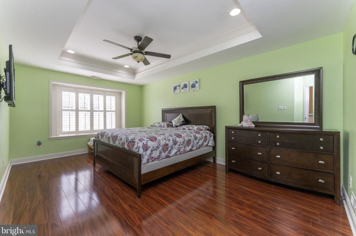 14 Wellington Rd, Upper Makefield PA  18940-2423 exterior