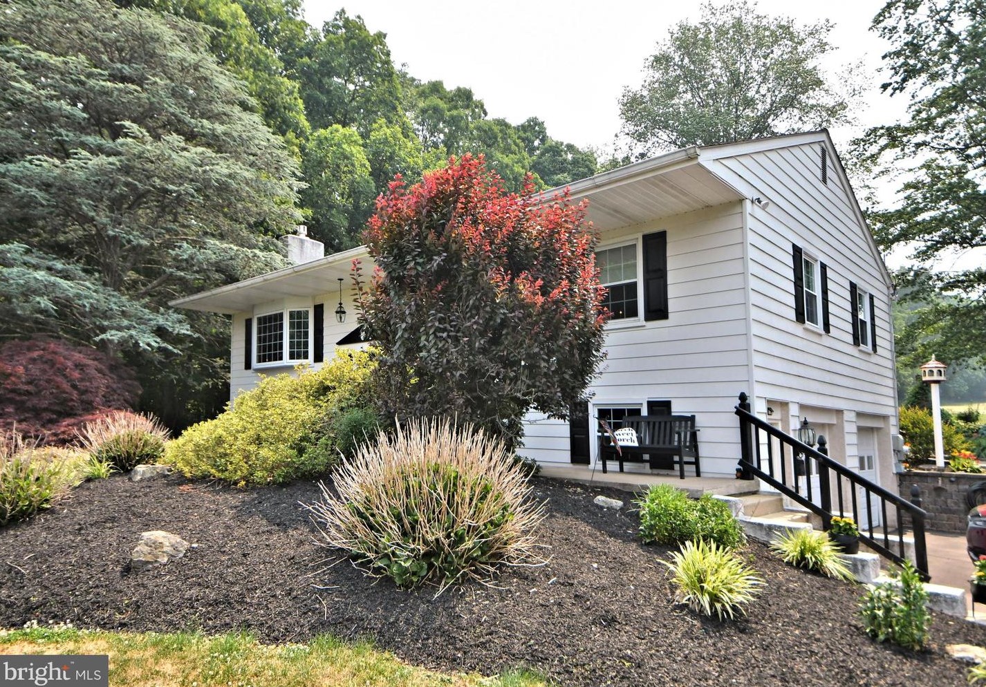 1625 Diamond St, Sellersville, PA 18960-3301
