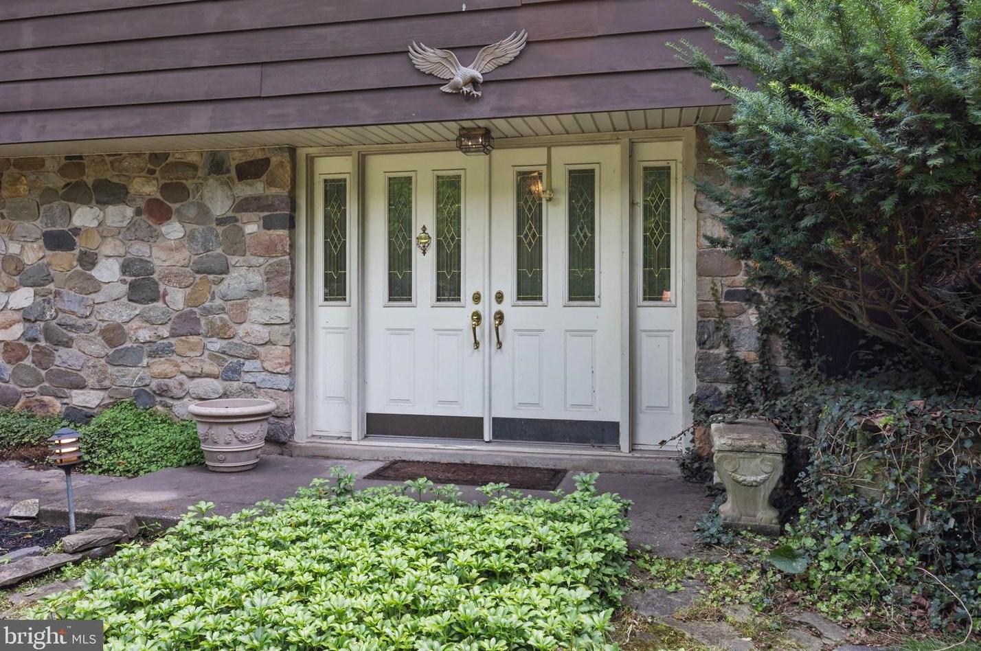 405 Skunk Hollow Rd, Chalfont, PA 18914-1036