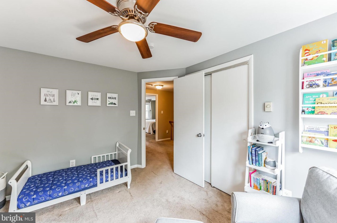 13 Grv Cir, Sellersville PA  18960-1562 exterior