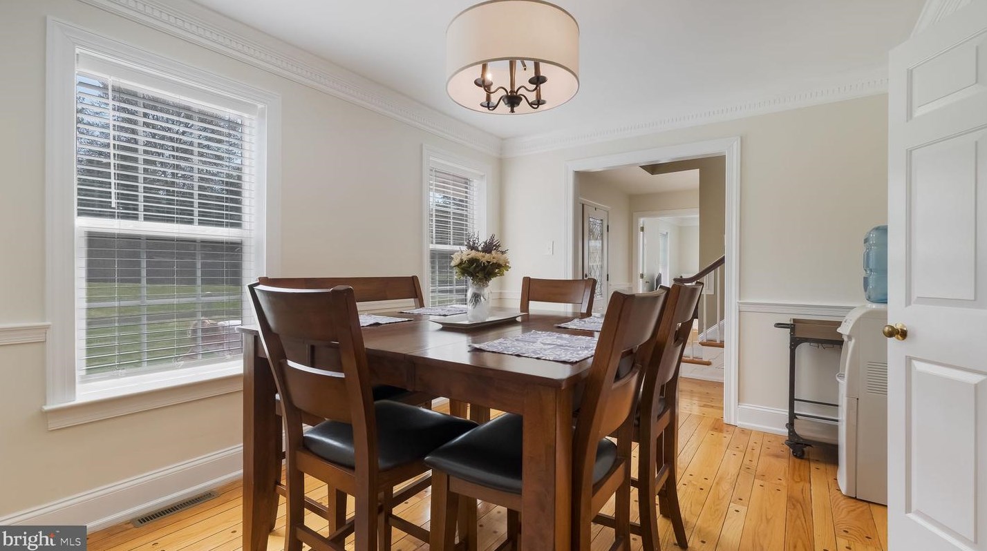 119 Timber Ridge Rd, Upper Makefield PA  18940-2809 exterior