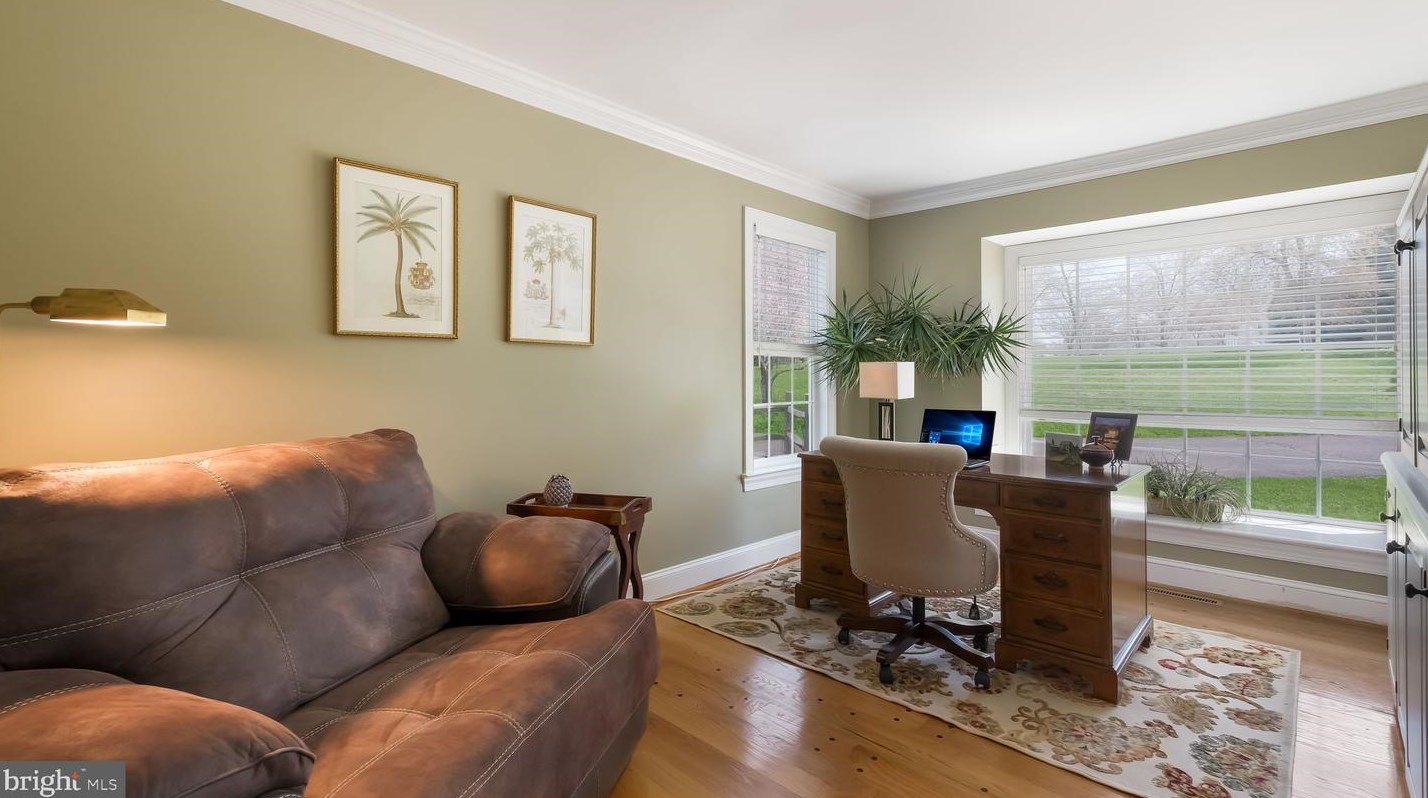 119 Timber Ridge Rd, Upper Makefield PA  18940-2809 exterior