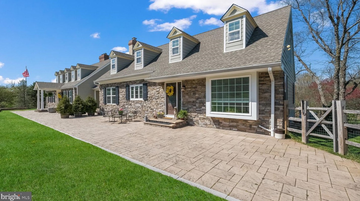 119 Timber Ridge Rd, Upper Makefield PA  18940-2809 exterior