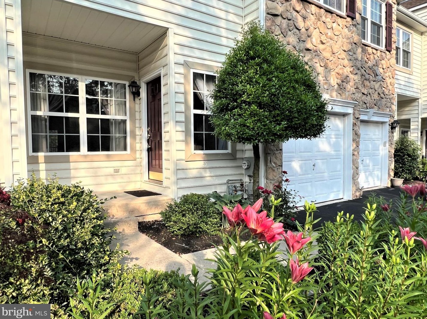 4627 Old Oak Rd, Gardenville, PA