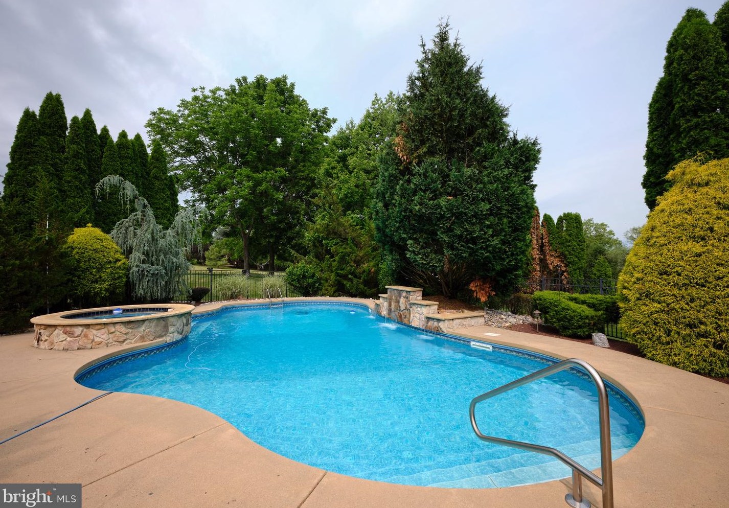 344 Ridge Ave, Upper Makefield PA  18940-3600 exterior