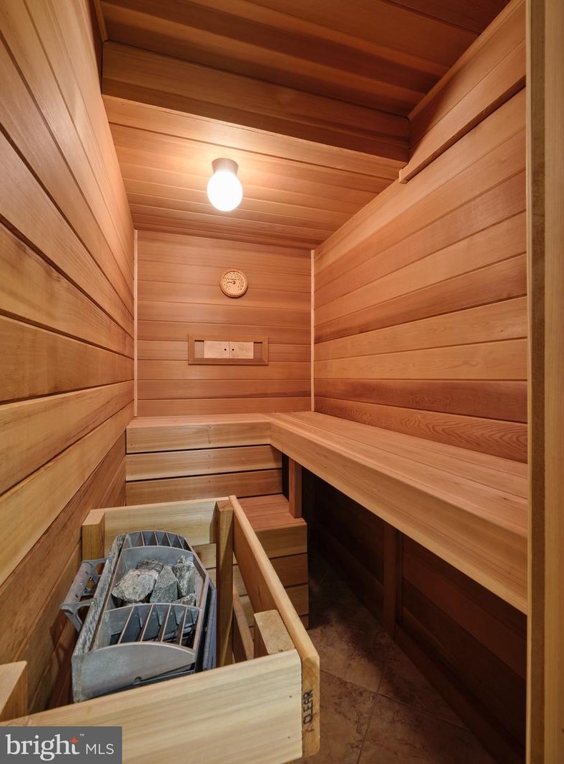 344 Ridge Ave, Upper Makefield PA  18940-3600 exterior