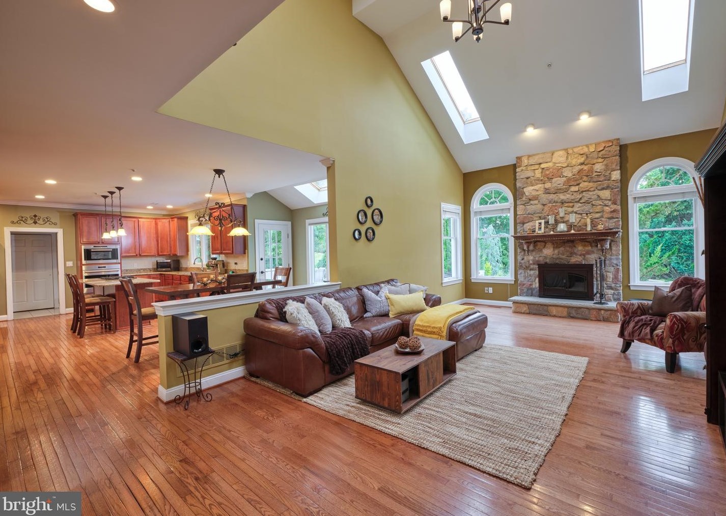 344 Ridge Ave, Upper Makefield PA  18940-3600 exterior