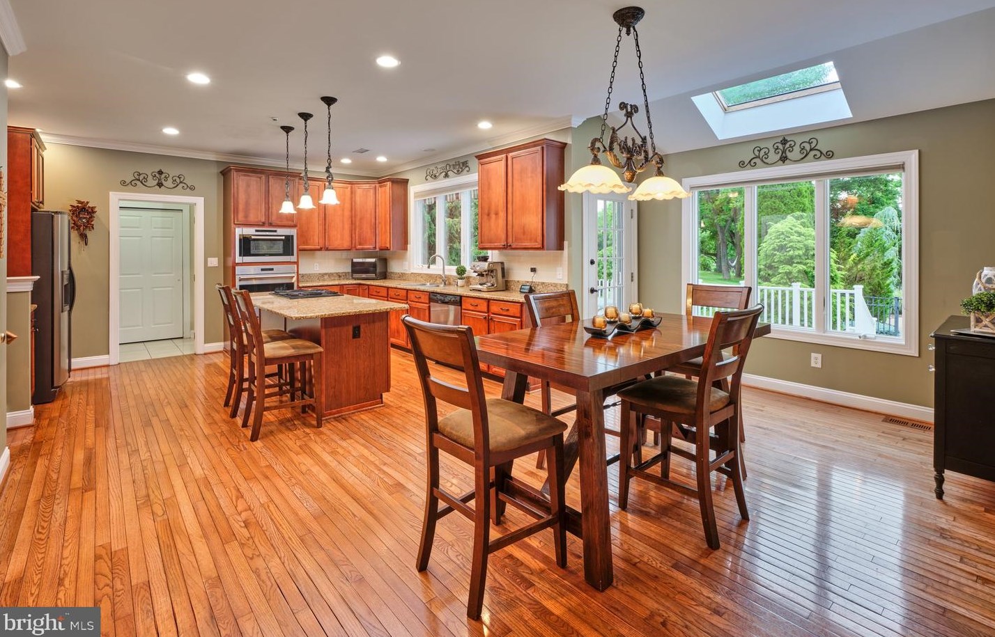 344 Ridge Ave, Upper Makefield PA  18940-3600 exterior