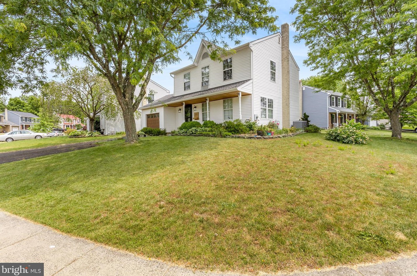 501 Waltham Ln, Perkasie, PA 18944-1889