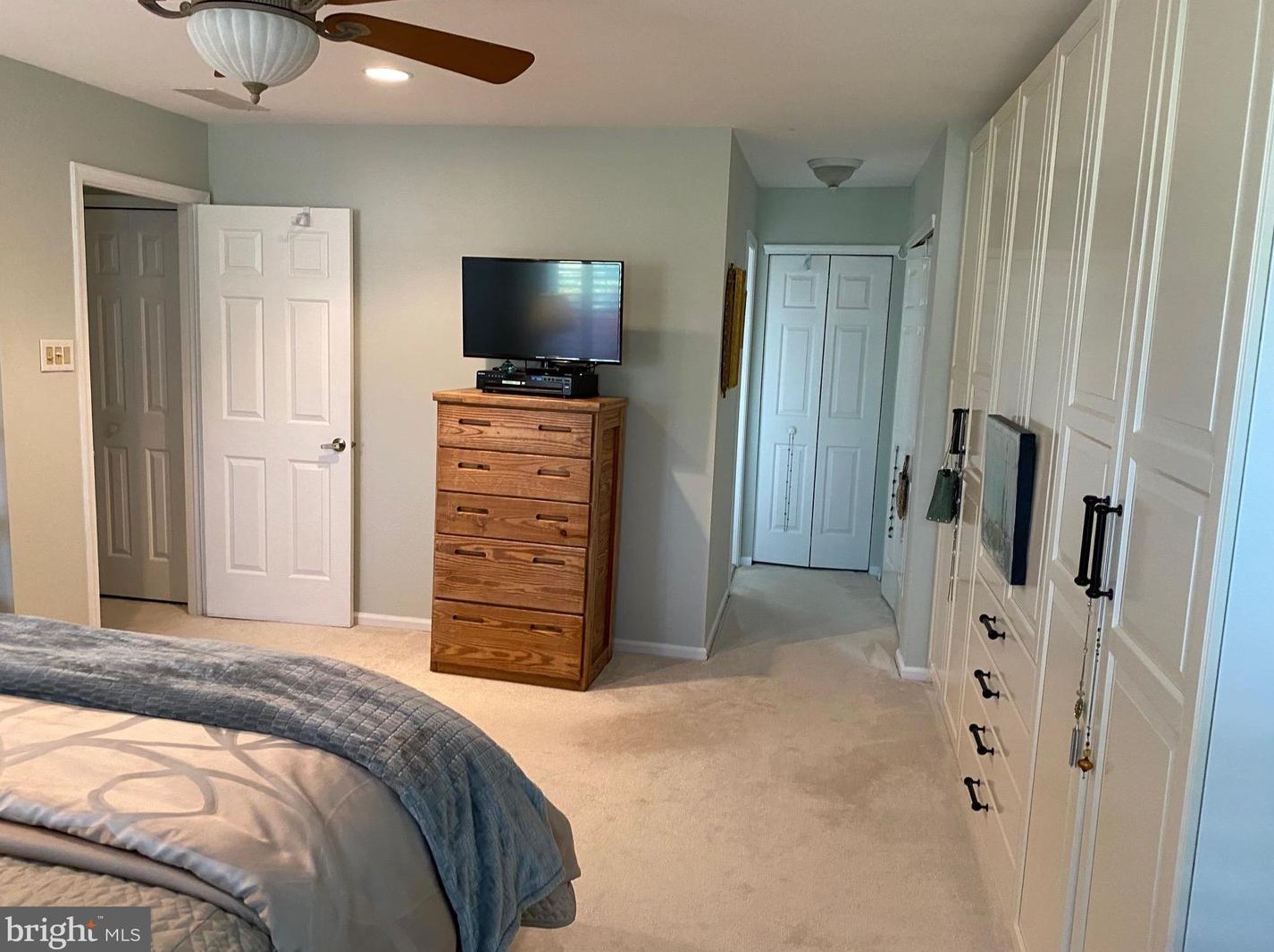 35 Cottonwood St, Upper Makefield PA  18940-3251 exterior