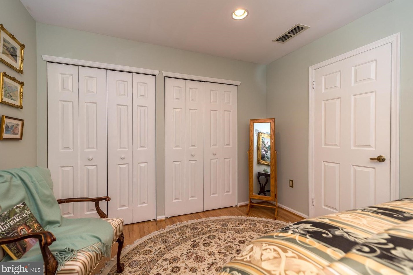 35 Cottonwood St, Upper Makefield PA  18940-3251 exterior