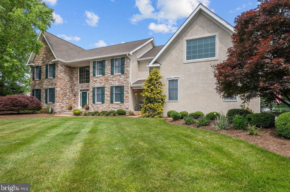 1020 Plowshare Rd, Yardley, PA 19067