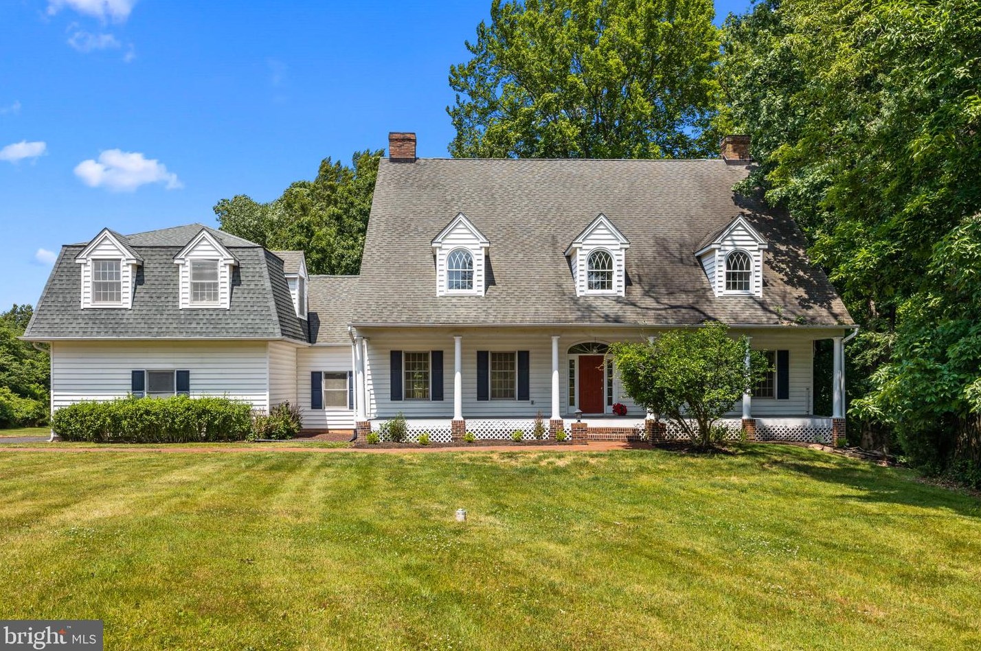 100 Jericho Valley Dr, Upper Makefield PA 18940-3632 exterior