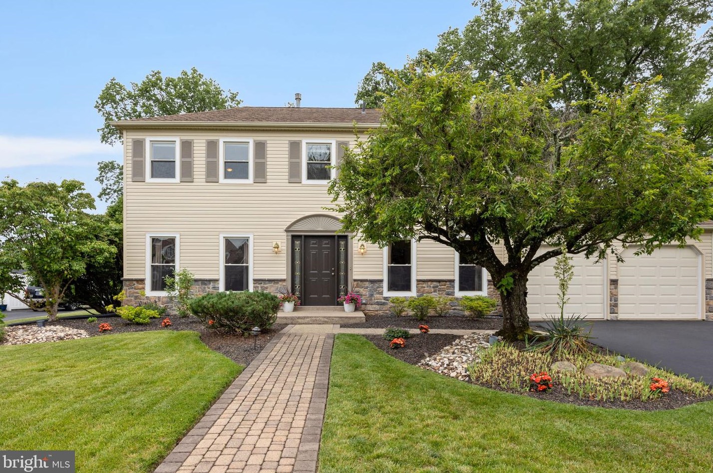 264 Newgate Rd, Langhorne, PA 19047-8201