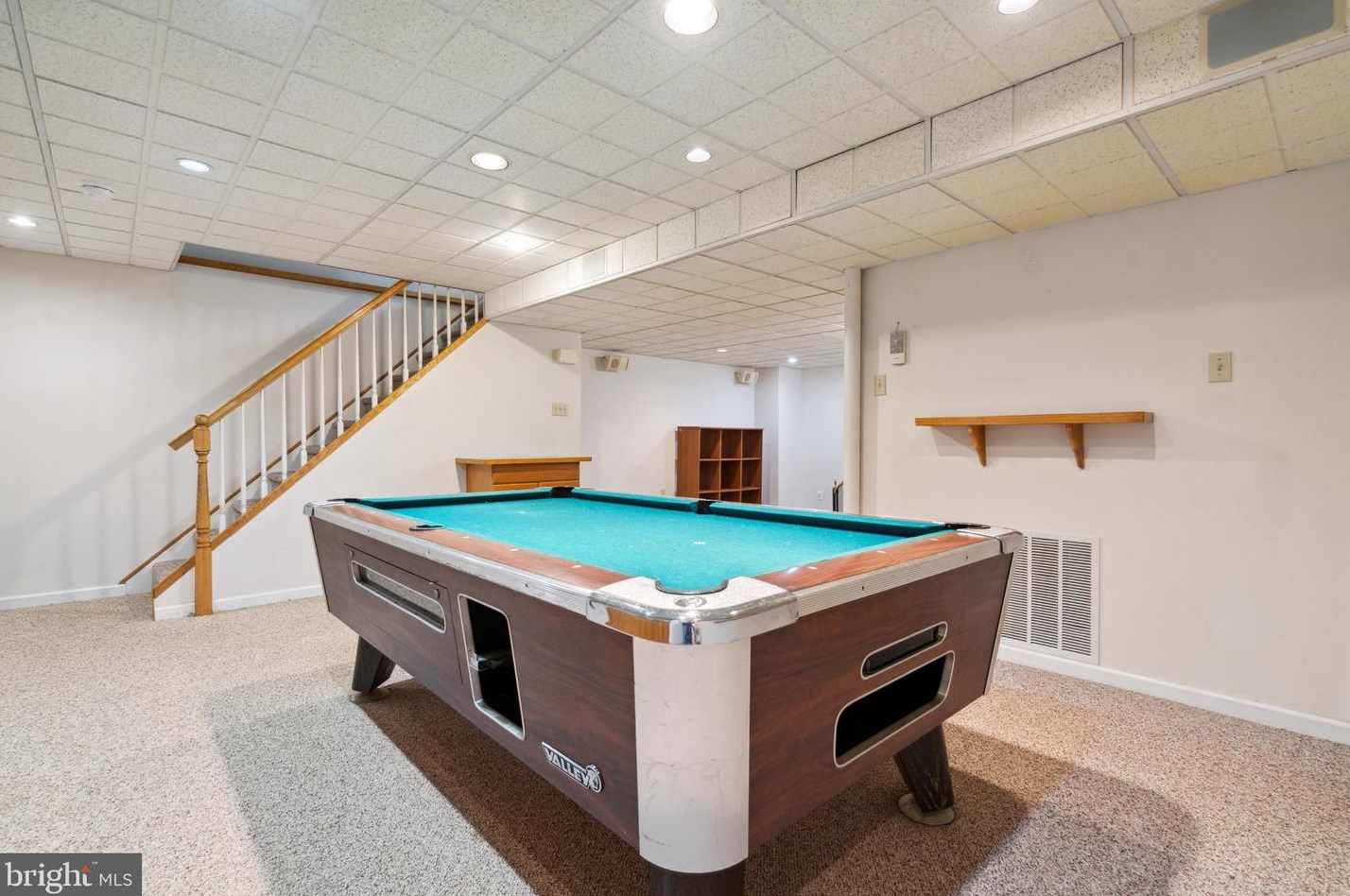 4240 Milords Ln, Gardenville PA  18902-9643 exterior