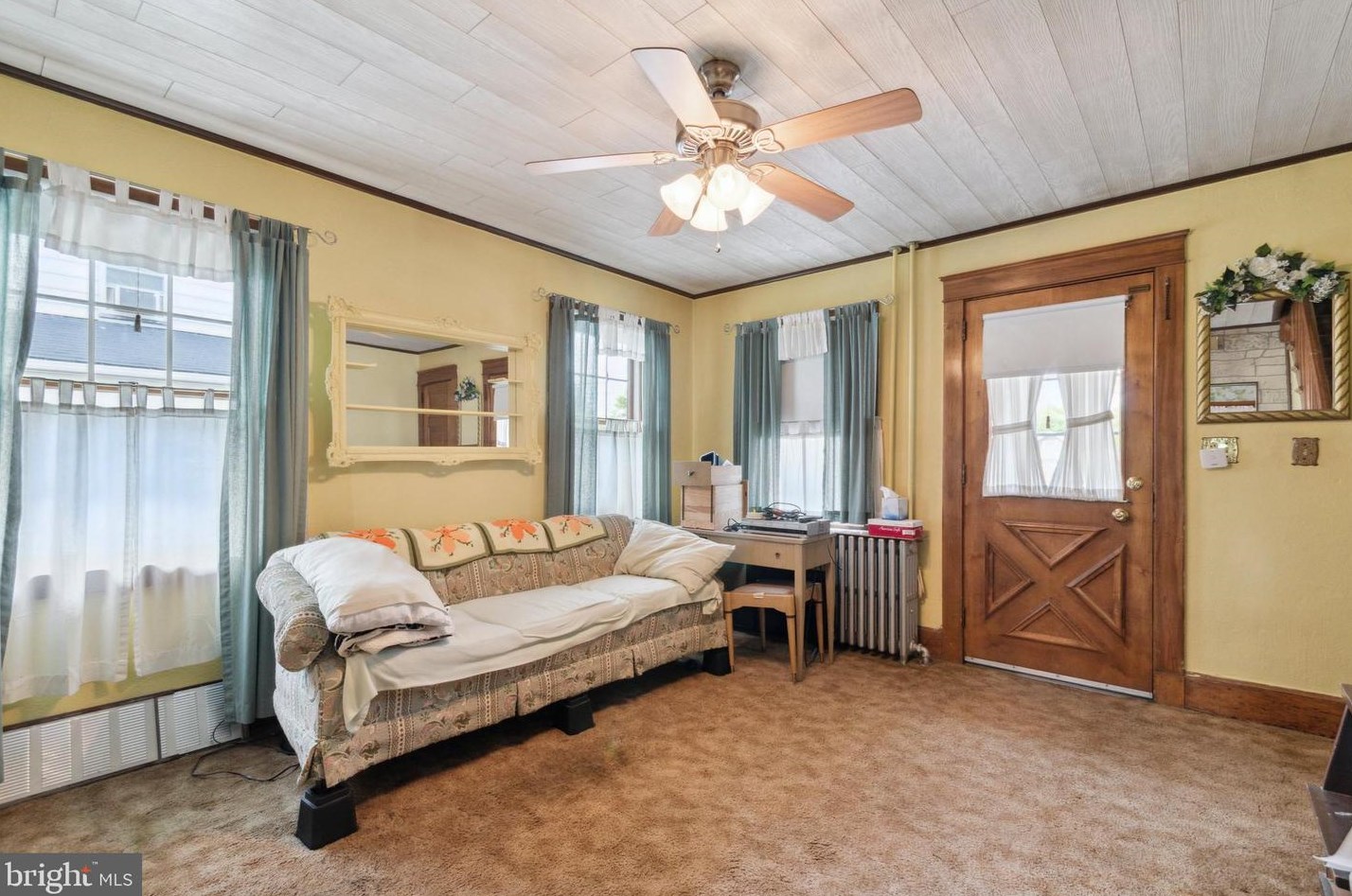 232 Harrison St, Edgely, PA 19007-4208