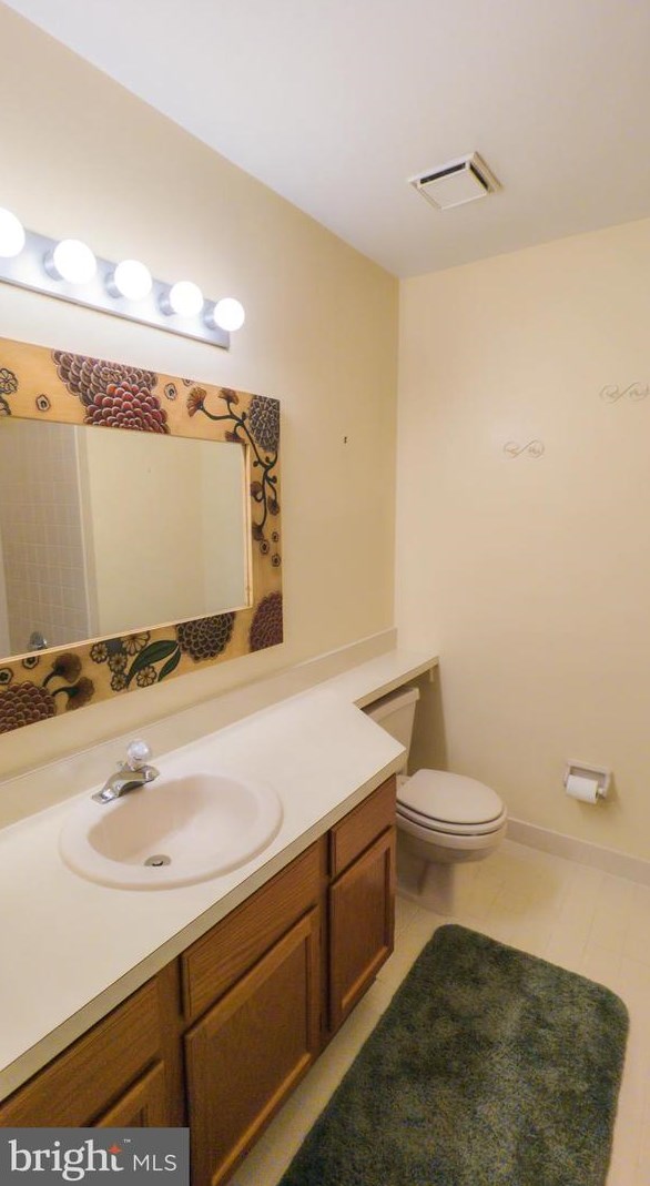 7 Bolton Cir, Upper Makefield PA  18940-1866 exterior