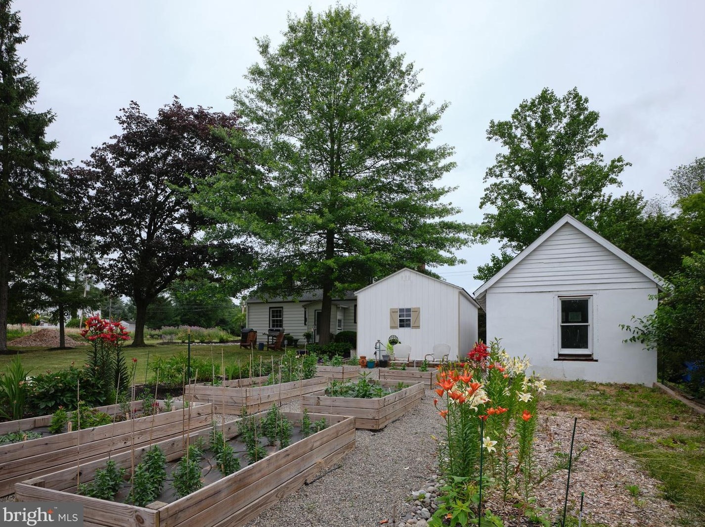 655 Linton Hill Rd, Upper Makefield PA  18940-1205 exterior