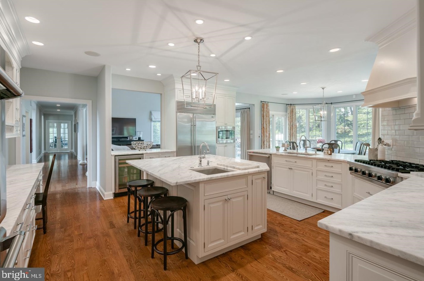 19 Larkspur Ln, Upper Makefield PA 18940-2620 exterior