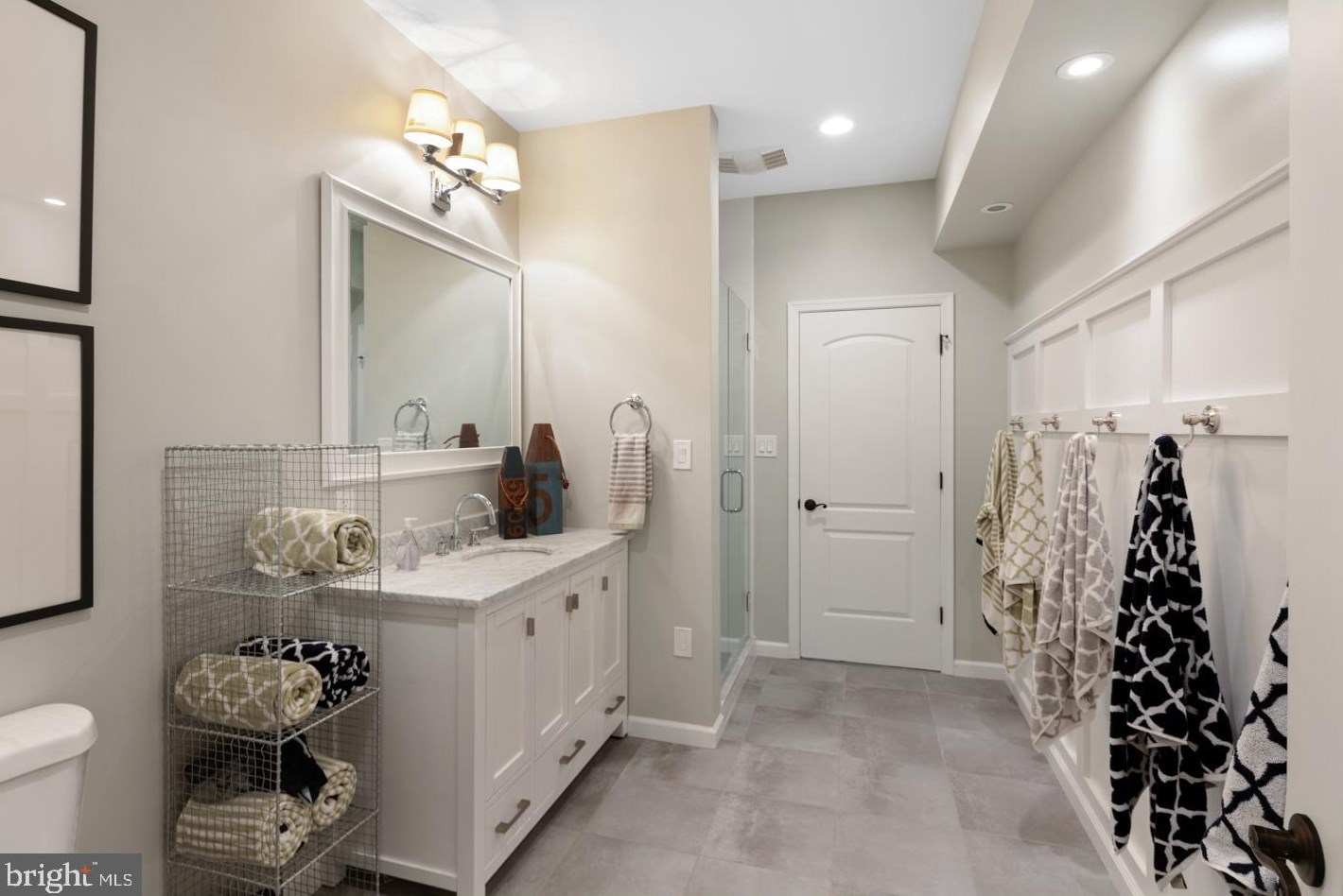 19 Larkspur Ln, Upper Makefield PA 18940-2620 exterior