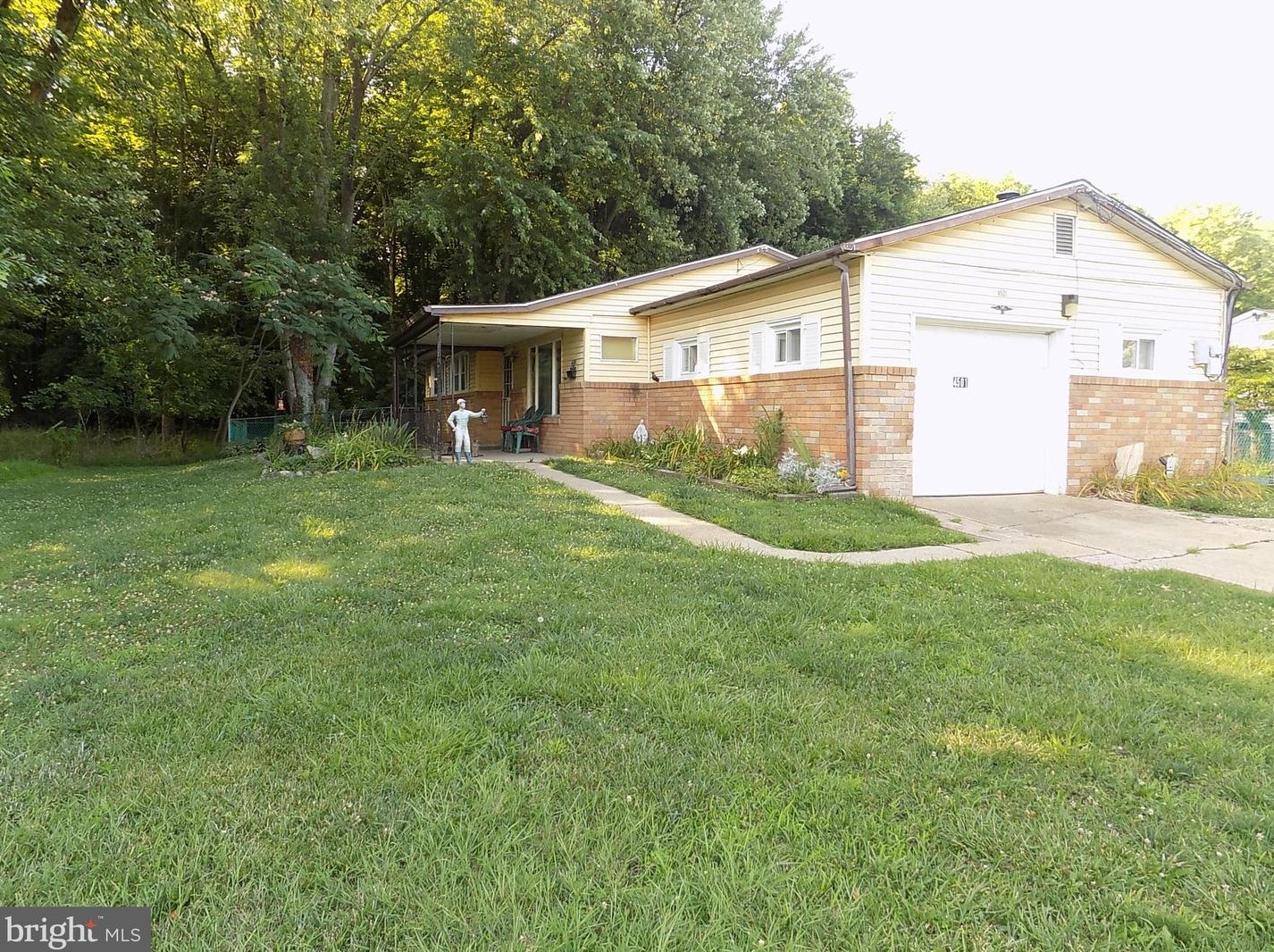 4501 Fayette Dr, Edgely, PA 19007-2814