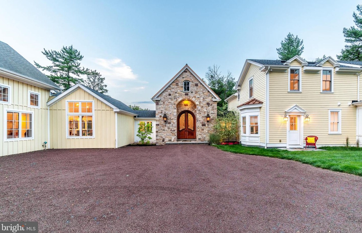 2969 Windy Bush Rd, Upper Makefield PA 18940-3119 exterior